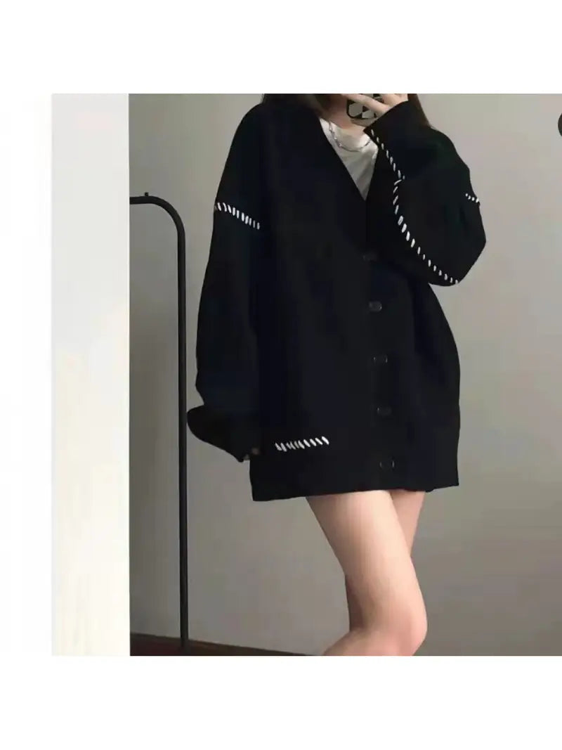 Women'S Oversized V-Neck Sweater Coat - Soft Cardigan with Relaxed Fit, Cozy Loose Fit Winter Jacket for Fall & Winter, Casual to Semi-Formal Outfits, Easy-Care Layering Piece (No Bulk)