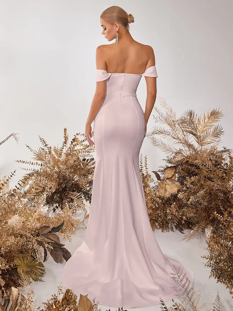 Elegant Pink Sweetheart Neckline Fishbone Ruching Back Open Slit Bodycon Dress for Women - Stretchy Polyester-Spandex Blend, Party & Formal Evening Gown